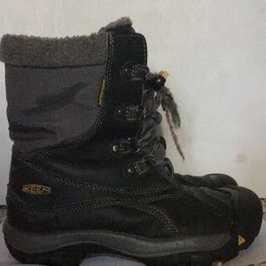 Keen winter snow boots